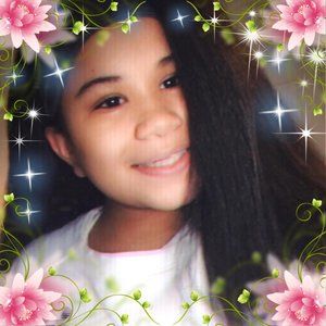 Meet your Posher, Chloe